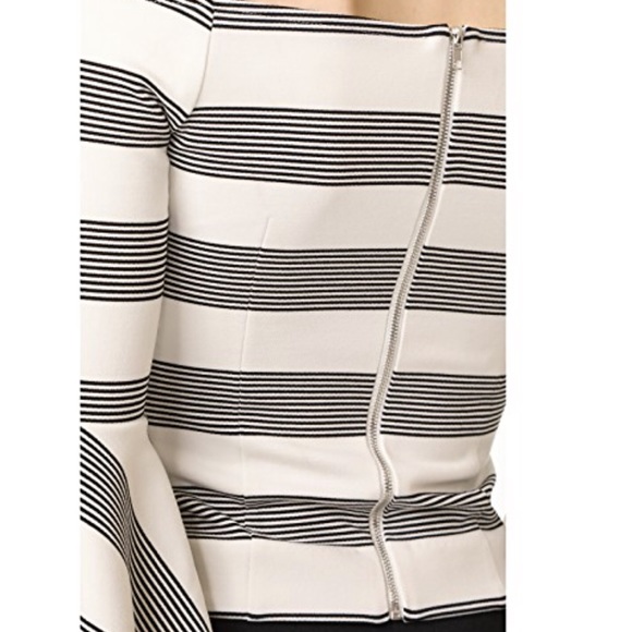 Line & Dot off the shoulder crop top! - Picture 6 of 7